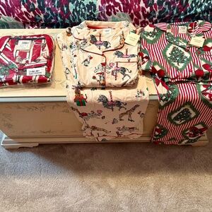 Chelsea peers Christmas pajama sets-Brand new tags on